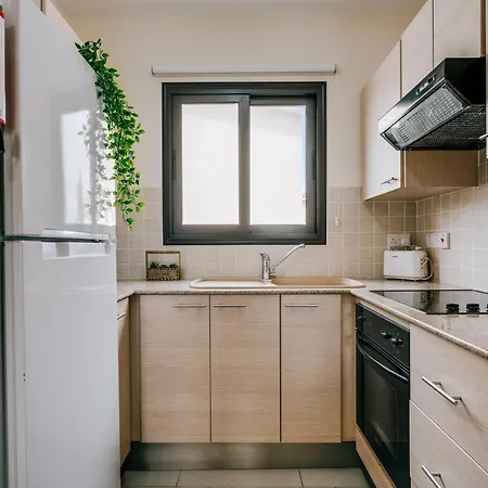 Poppy Apartment Paralimni